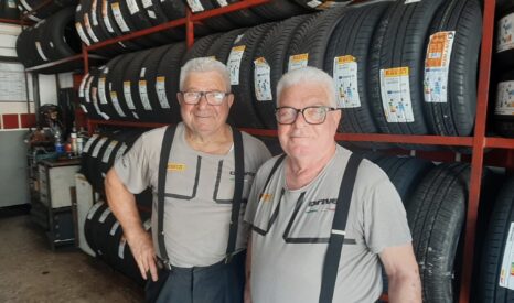Amedeo e Guido Anelli, i fratelli gommisti: 65 anni di officina possono bastare?